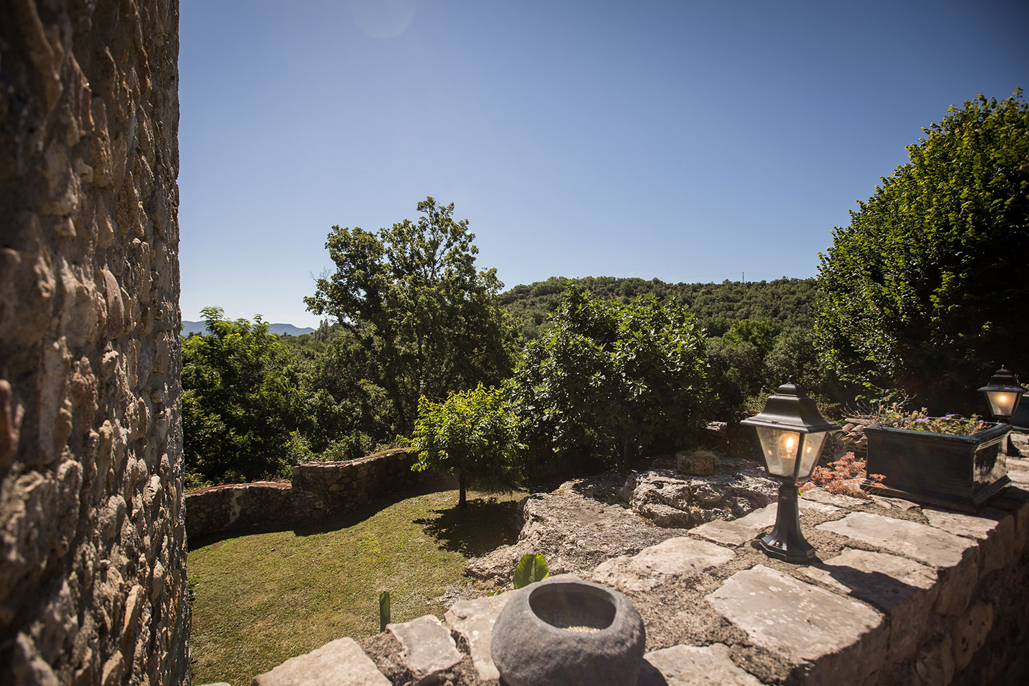 Domaine Le C4 - view of the Lagoon cottage