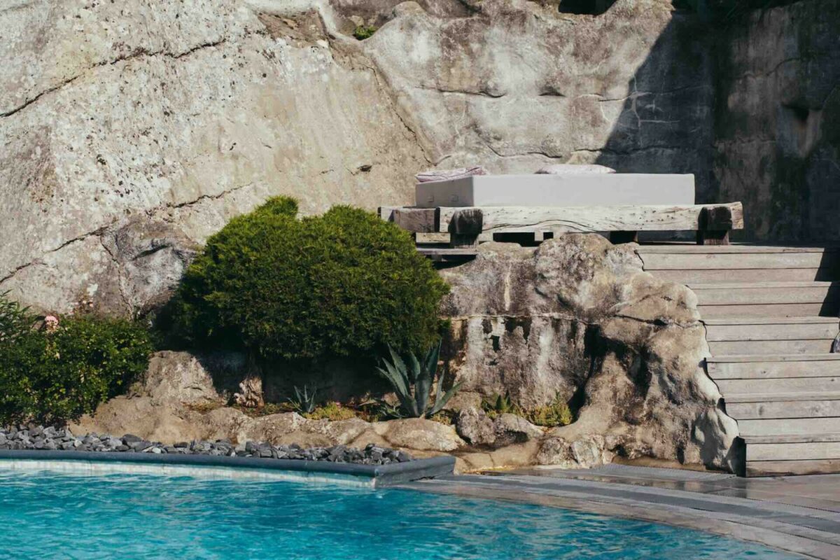 Week-end en Ardèche : comment découvrir sans prendre la voiture depuis le domaine le C4 ?